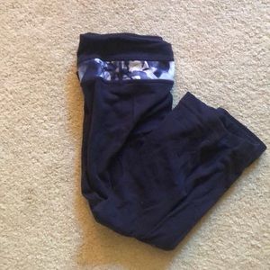 Cropped lululemon pants